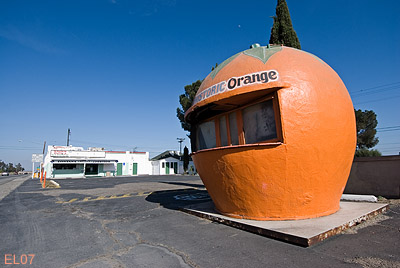 EL_OrangeStand_Foothill